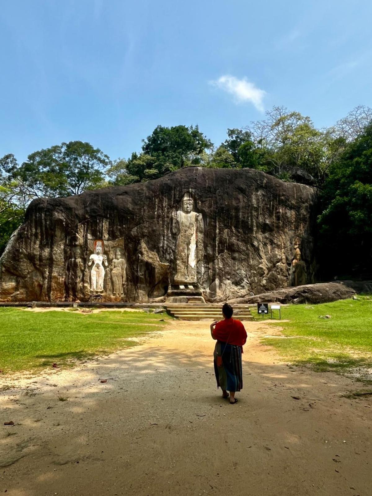 Thomasha Homestay Wellawaya Bagian luar foto